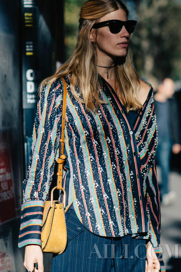 杨幂江疏影拿件衬衫当外套穿 这个春天你也可以有