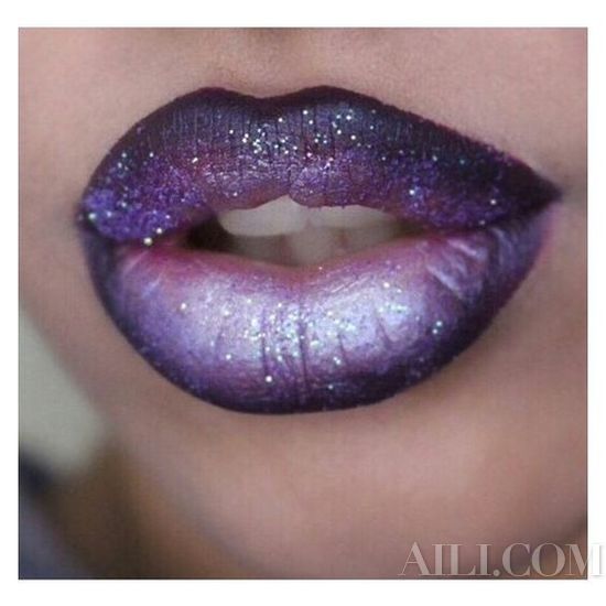 大胆创意唇 让你秒变派对主角