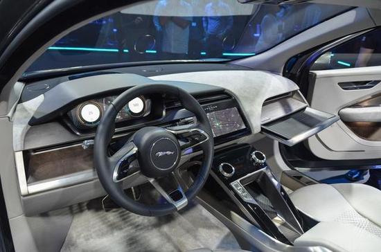 捷豹展示概念款电动SUV 充电一次可飙354公里