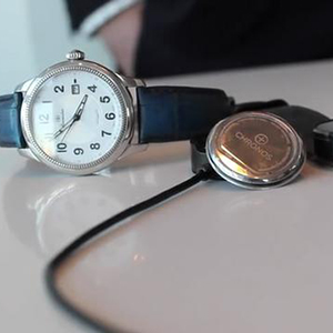 这个小装置能让你的“爱表”秒变智能手表