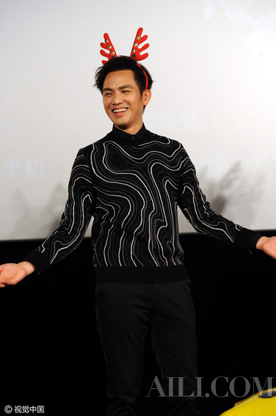 血槽已空！42岁钟汉良卖萌撒娇诠释逆生长