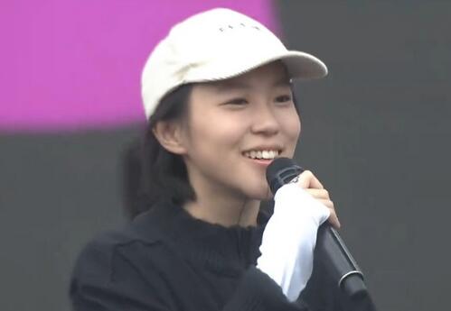 全家颜值复制粘贴 田亮陈浩民陆毅林志颖最服谁？