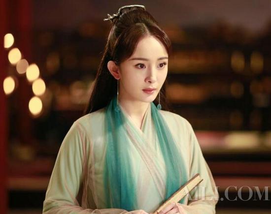 杨幂原味戏服卖8千你嫌贵，林志玲还卖2万呢