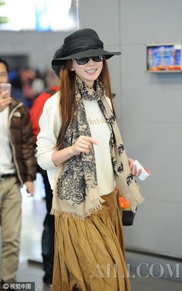 林志玲亮相开心到飞起，与言承旭好事将近？