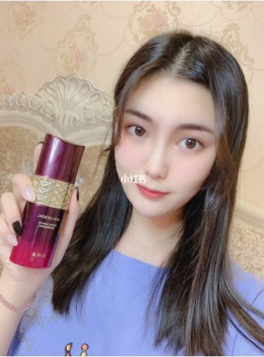 颜控必看：片仔癀牌凝时素颜紧致精华，打造满级少女感