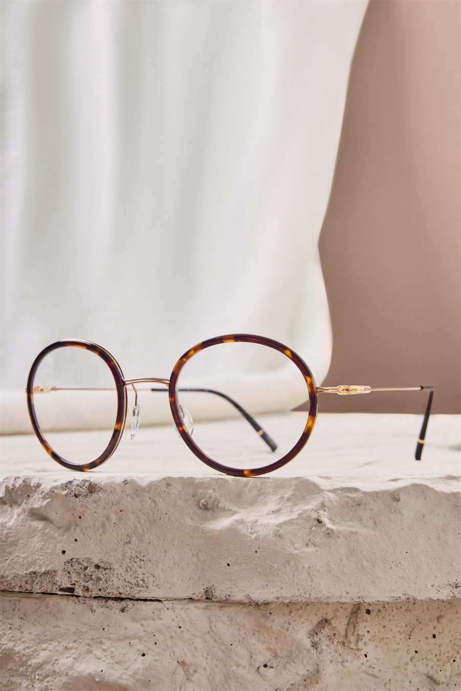 穿行都市街头 Dynamics Colorwave Contour系列重新定义多元自我