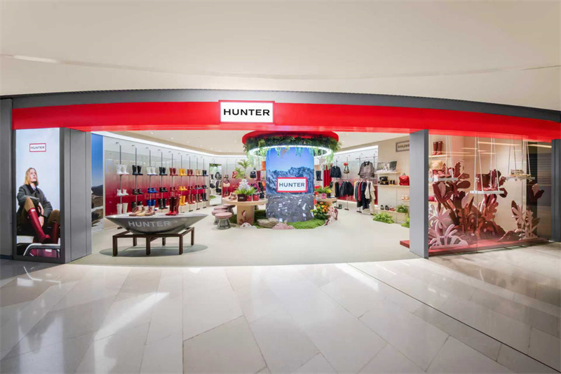 HUNTER 上海环贸iapm新店启幕  都市中的自然探索聚场